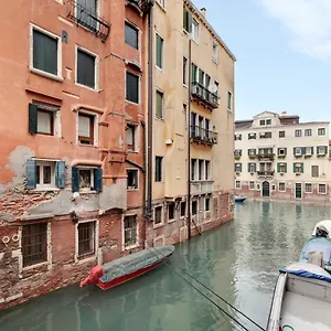 cannaregio-canal-view-marco-polo.hotelinveneto.com/